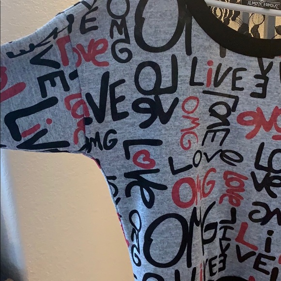 Almost Famous Juniors Top - Picture 5 of 6